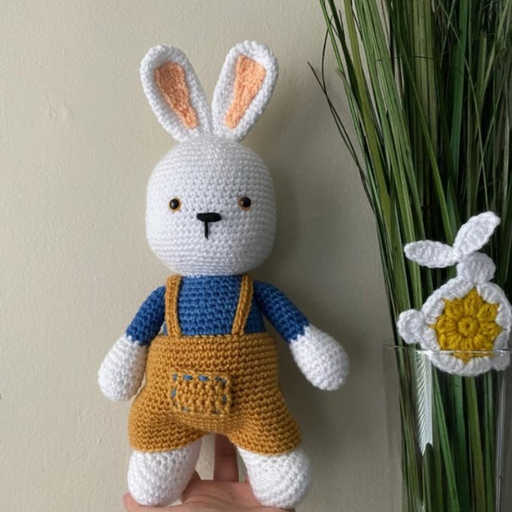 Crotchet handmade Easter bunny stuffed animal decoration